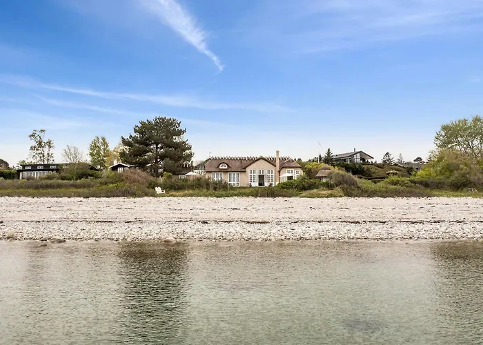 Nostalgia In Thatched House In Odsherred * Nykøbing Sjælland