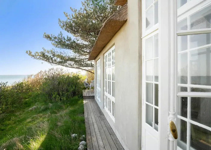 Nostalgia In Thatched House In Odsherred *