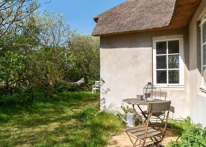 Nostalgia In Thatched House In Odsherred *